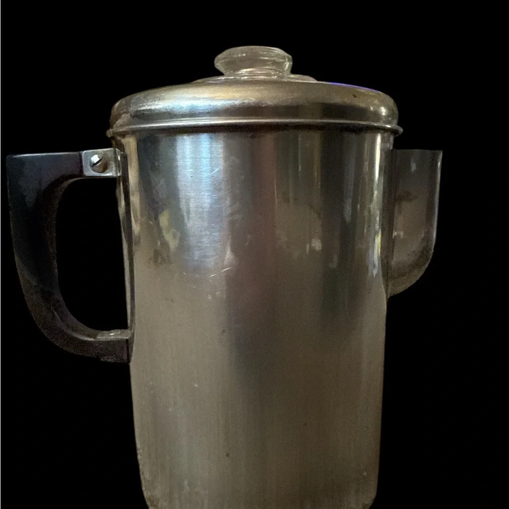 Elegant Stainless Steel Coffee Percolator with Black Handle - Picture 2 of 4